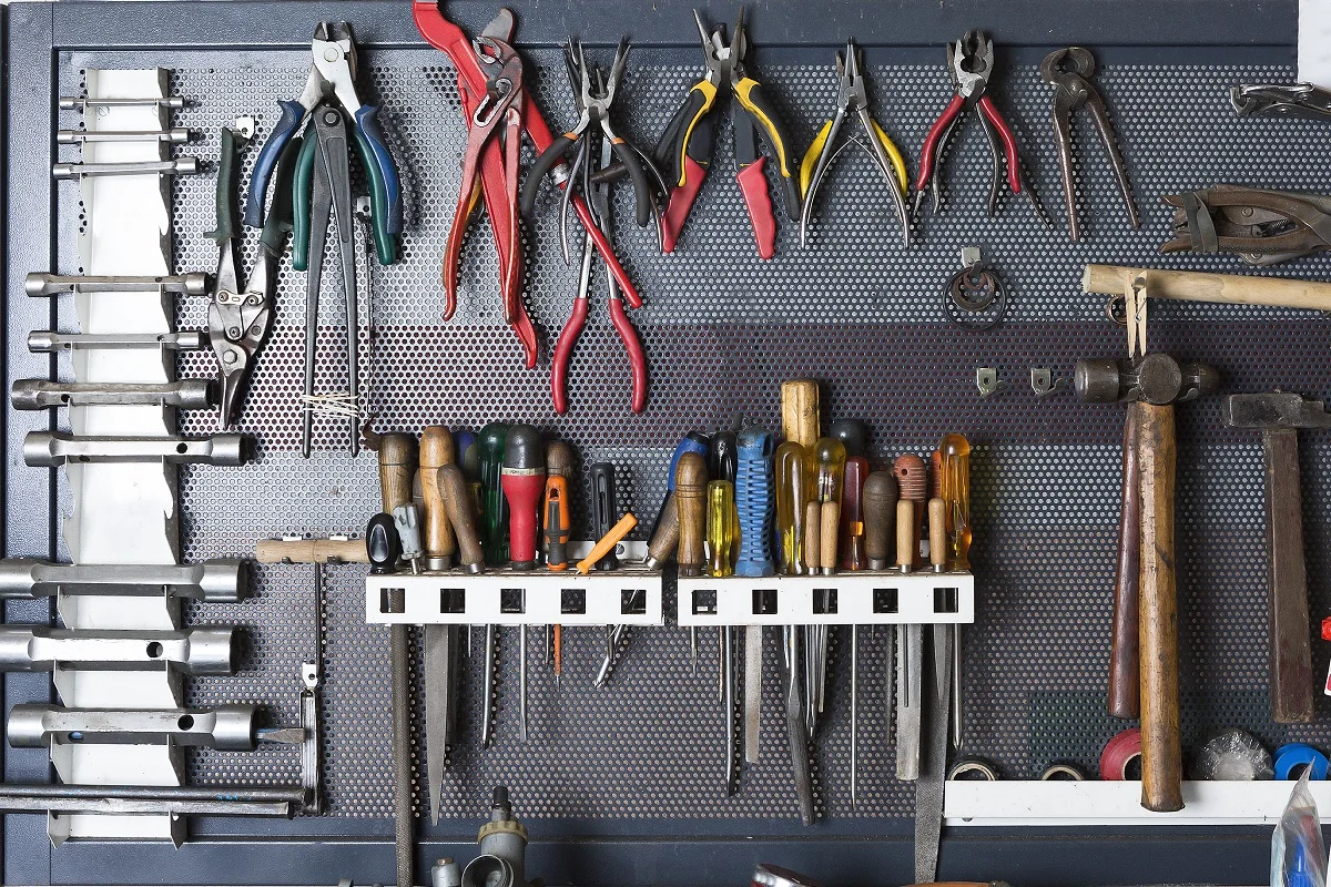 Como montar painel de ferramentas? 